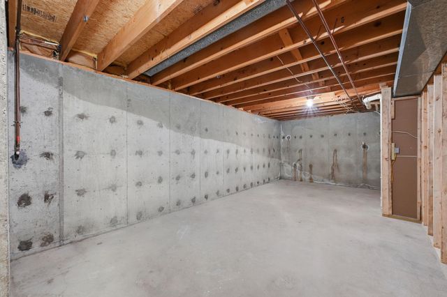 431 W White Tail St, Derby, KS 67037