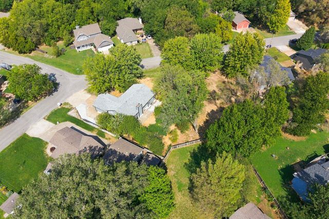 431 W White Tail St, Derby, KS 67037