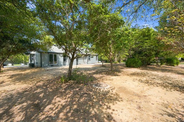 431 W White Tail St, Derby, KS 67037