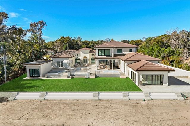 311 CLERMONT AVENUE, Lake Mary, FL 32746