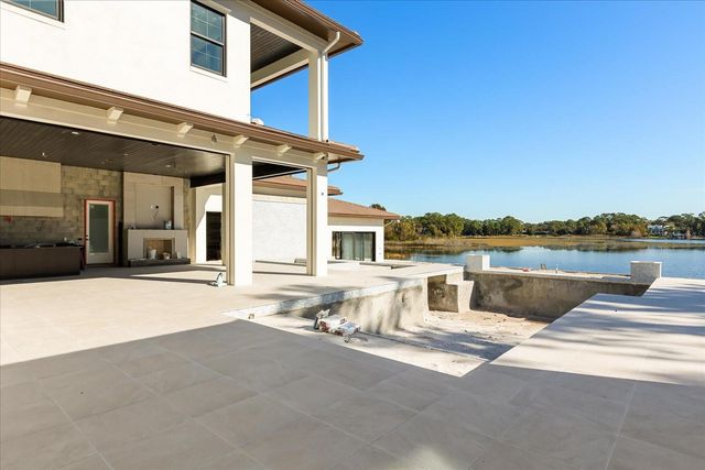 311 CLERMONT AVENUE, Lake Mary, FL 32746