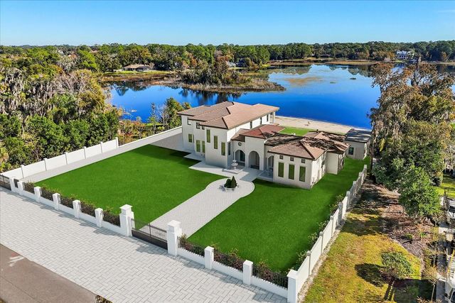 311 CLERMONT AVENUE, Lake Mary, FL 32746