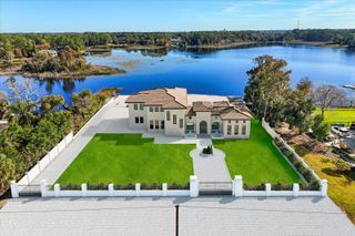 311 CLERMONT AVENUE, Lake Mary, FL 32746