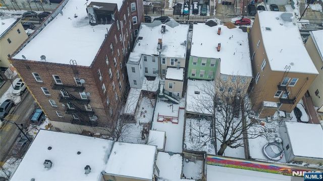 725 17th Street, Union City, NJ 07087