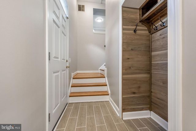 108 SHAW CT, Fredericksburg, VA 22405