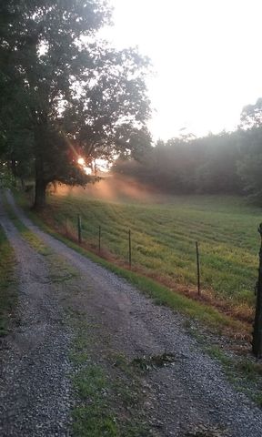 146 Sparkmantown Rd, Rock Island, TN 38581