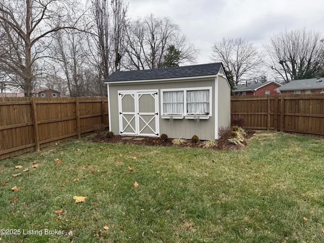 3503 Dorset Rd, Louisville, KY 40214