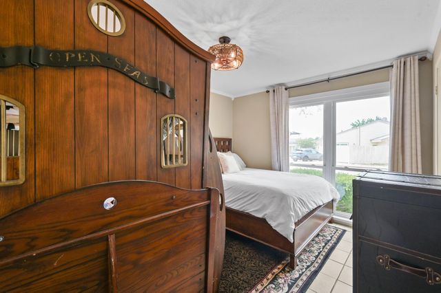 116 April Point Drive N, Conroe, TX 77356