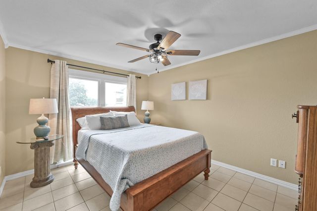 116 April Point Drive N, Conroe, TX 77356