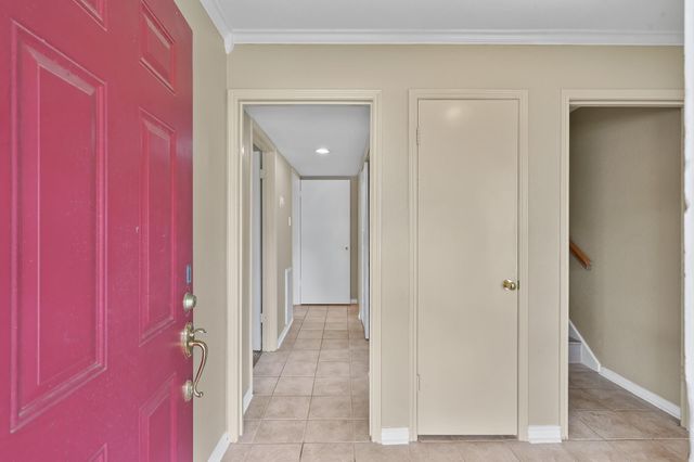 116 April Point Drive N, Conroe, TX 77356