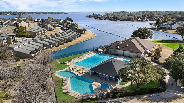 116 April Point Drive N, Conroe, TX 77356