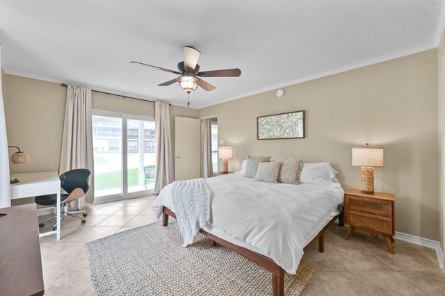 116 April Point Drive N, Conroe, TX 77356