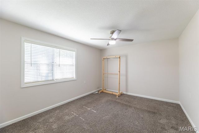 566 County Road 422, Poplar Bluff, MO 63901