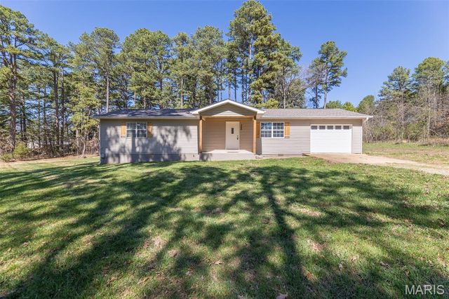 566 County Road 422, Poplar Bluff, MO 63901