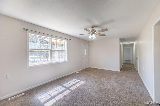 566 County Road 422, Poplar Bluff, MO 63901