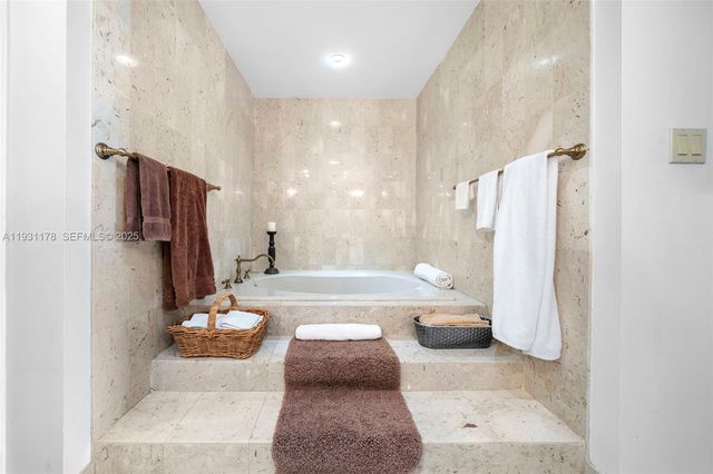 2332 Fisher Island Drive 4302, Miami Beach, FL 33109
