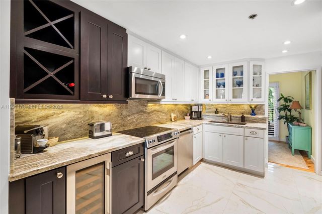 2332 Fisher Island Drive 4302, Miami Beach, FL 33109