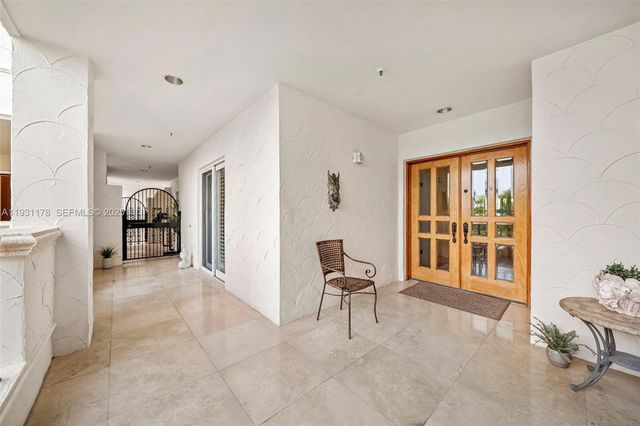 2332 Fisher Island Drive 4302, Miami Beach, FL 33109
