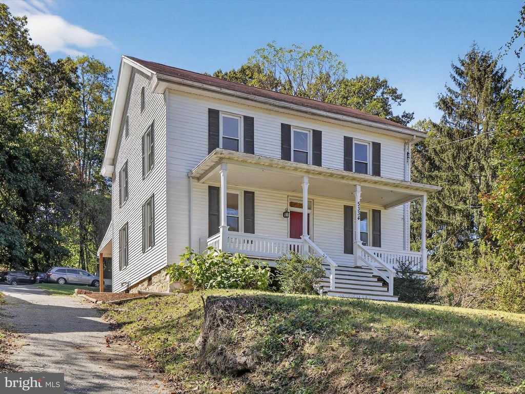 5334 STRASBURG RD, Kinzers, PA 17535