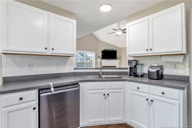 4114 Batesburg Drive, Hope Mills, NC 28348