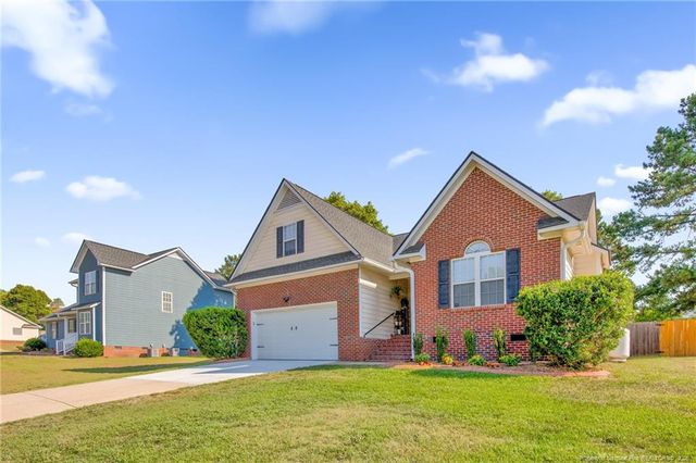 4114 Batesburg Drive, Hope Mills, NC 28348