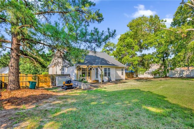 4114 Batesburg Drive, Hope Mills, NC 28348