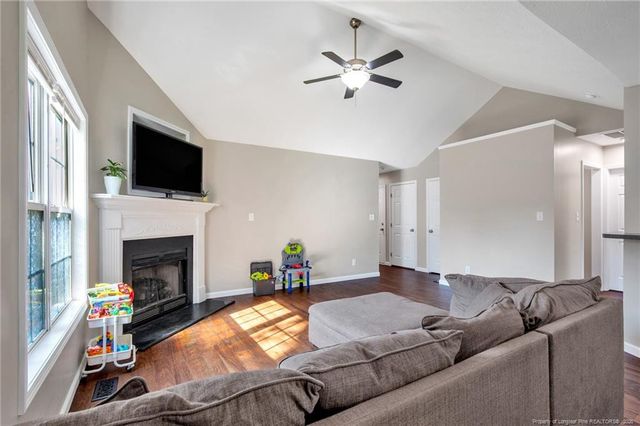 4114 Batesburg Drive, Hope Mills, NC 28348