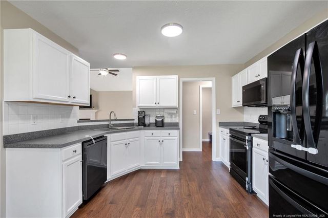 4114 Batesburg Drive, Hope Mills, NC 28348