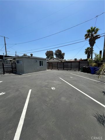 12008 Roscoe Blvd, North Hollywood, CA 91605