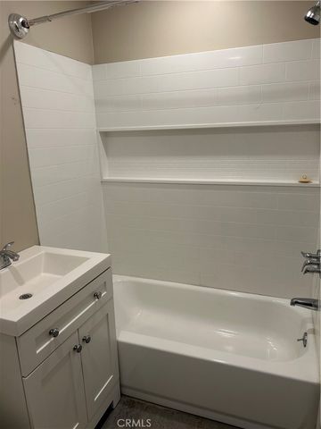 12008 Roscoe Blvd, North Hollywood, CA 91605