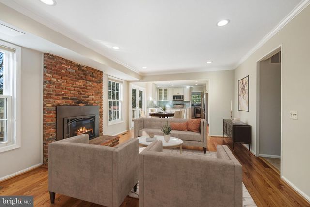 9208 ORCHARD BROOK DR, Potomac, MD 20854