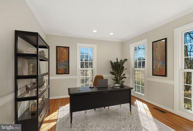 9208 ORCHARD BROOK DR, Potomac, MD 20854