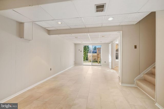 9208 ORCHARD BROOK DR, Potomac, MD 20854