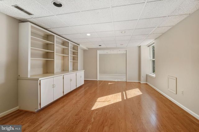 9208 ORCHARD BROOK DR, Potomac, MD 20854