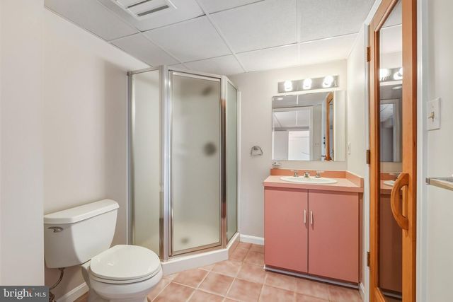 9208 ORCHARD BROOK DR, Potomac, MD 20854