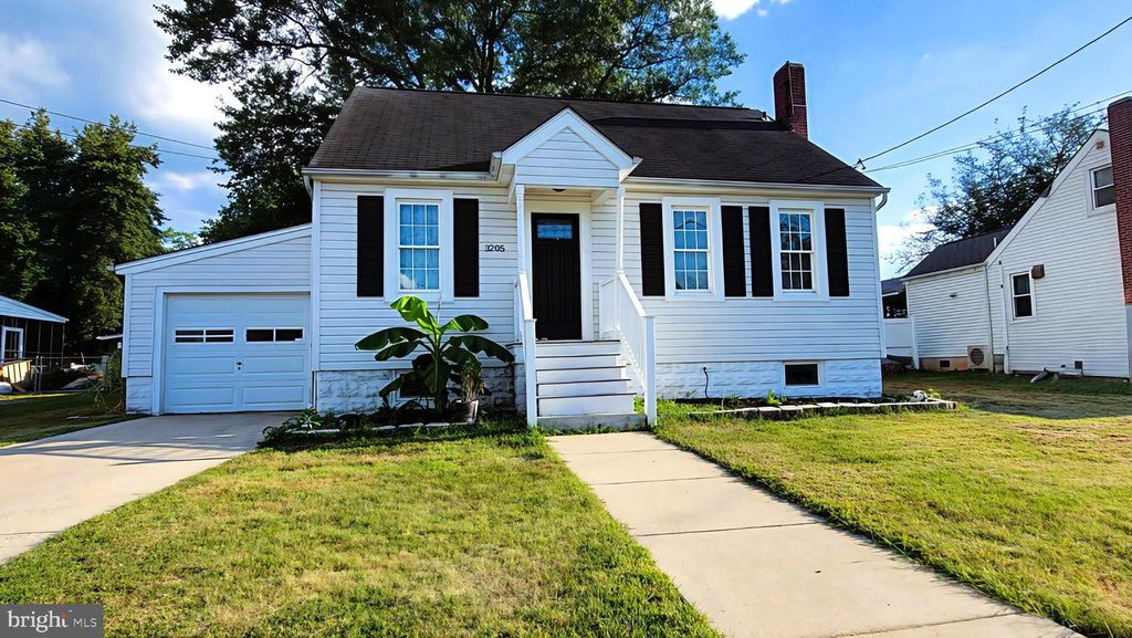 3205 HILLTOP AVE, Halethorpe, MD 21227