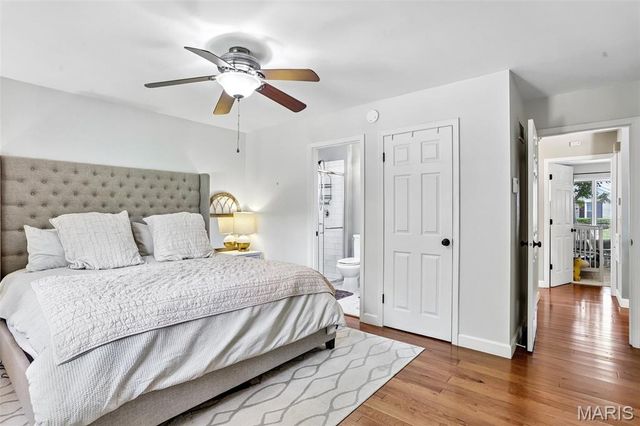 987 Century Oaks Drive, Manchester, MO 63021