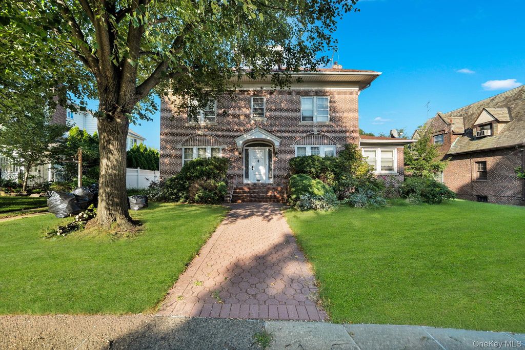 8833 195th Street, Hollis, NY 11423 — photo 2