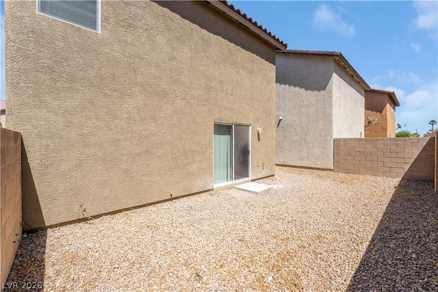 7233 Camden Pine Avenue, Las Vegas, NV 89129