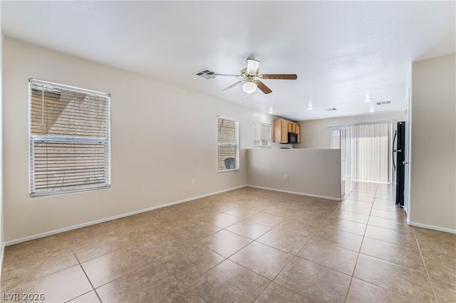 7233 Camden Pine Avenue, Las Vegas, NV 89129