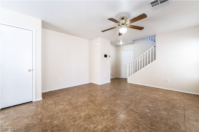 7233 Camden Pine Avenue, Las Vegas, NV 89129