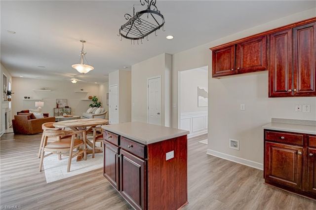5645 Stone Crossing Drive, Winston-salem, NC 27104