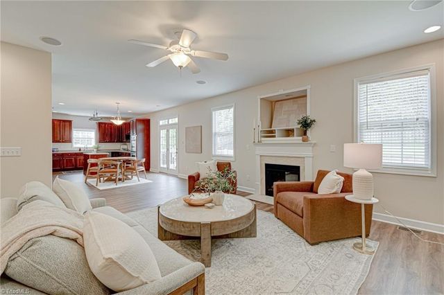 5645 Stone Crossing Drive, Winston-salem, NC 27104