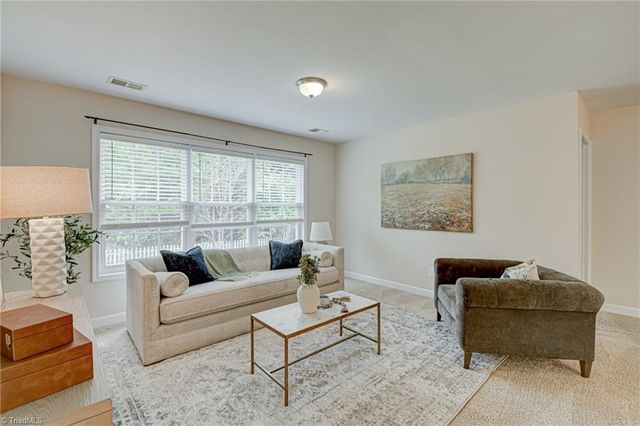 5645 Stone Crossing Drive, Winston-salem, NC 27104
