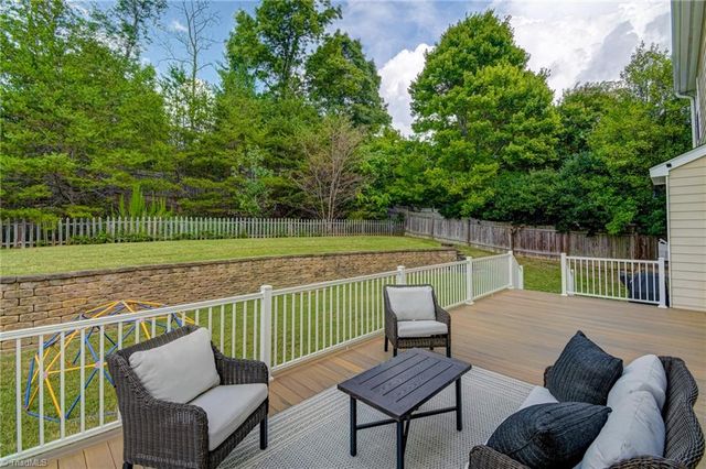 5645 Stone Crossing Drive, Winston-salem, NC 27104