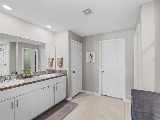 370 ARGYLL DRIVE, Spring Hill, FL 34609