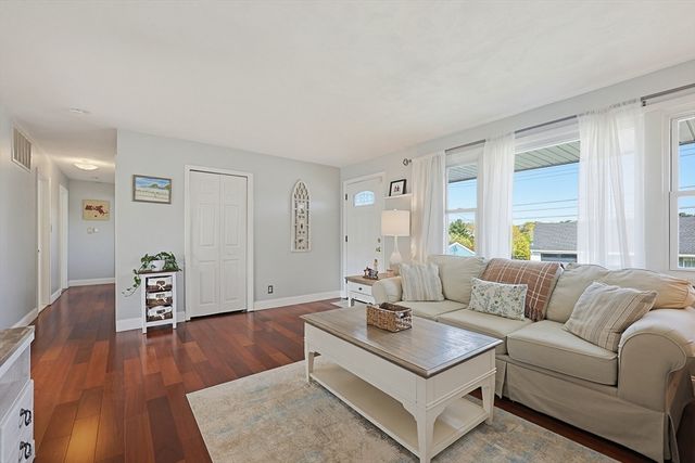 2 Theresa Rd, Stoneham, MA 02180