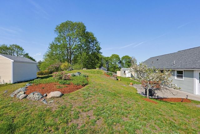 2 Theresa Rd, Stoneham, MA 02180
