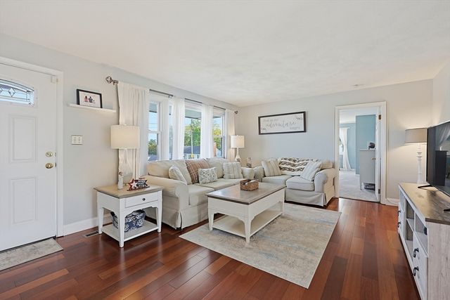 2 Theresa Rd, Stoneham, MA 02180