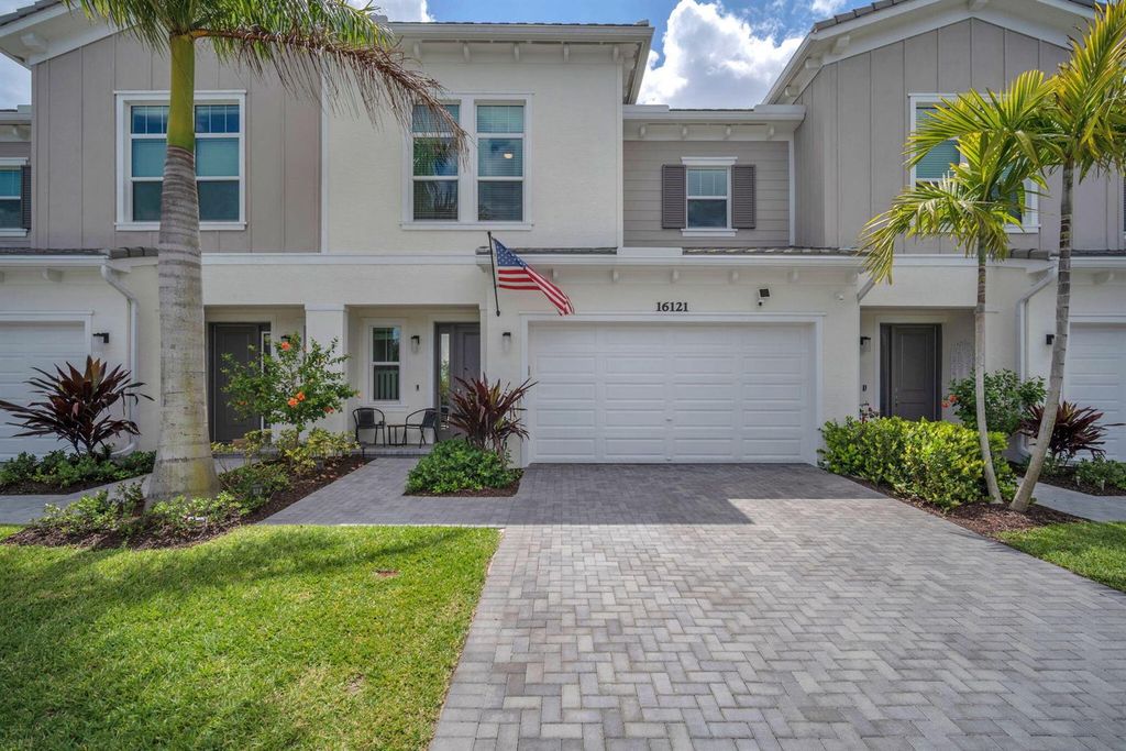 16121 Oakview Drive, Westlake, FL 33470